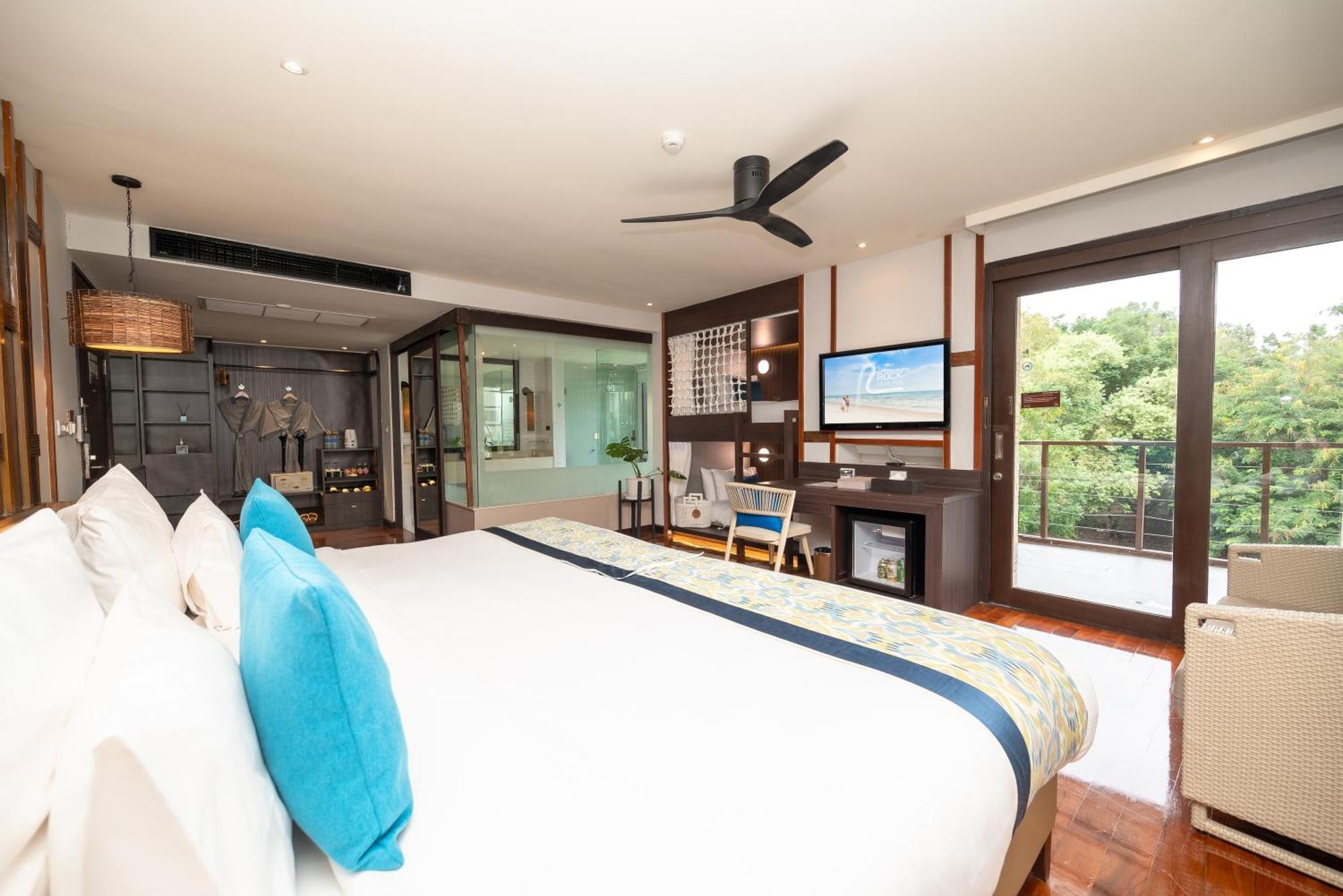 The Rock Beachfront Spa